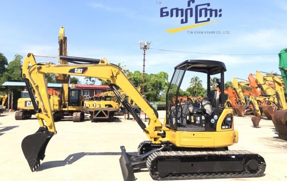 CAT  305.5DCR    (mt 0062)