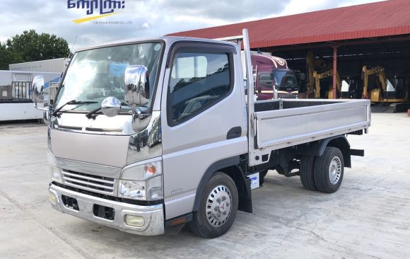 CANTER  FUSO  10 ’  Truck  (mt 0042)