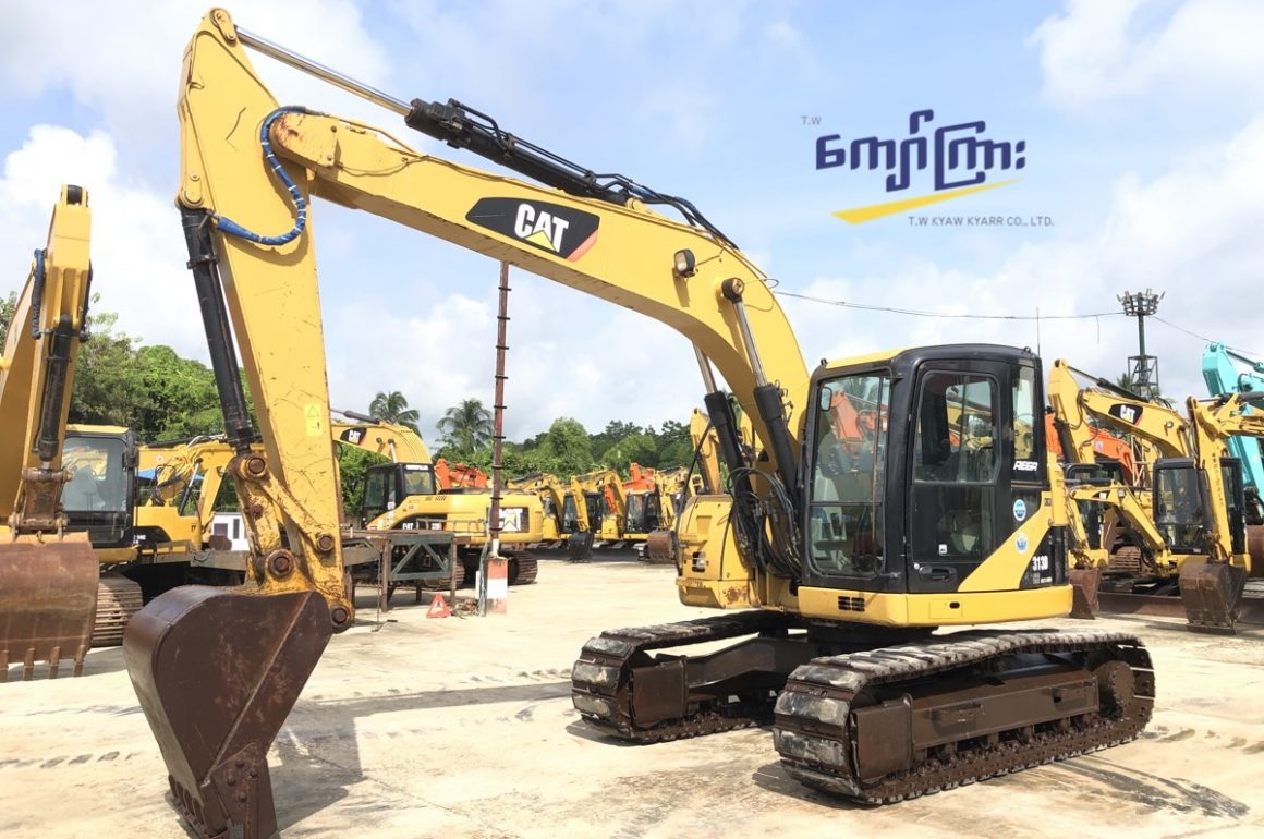 CAT  313DCR   (mt 0048)