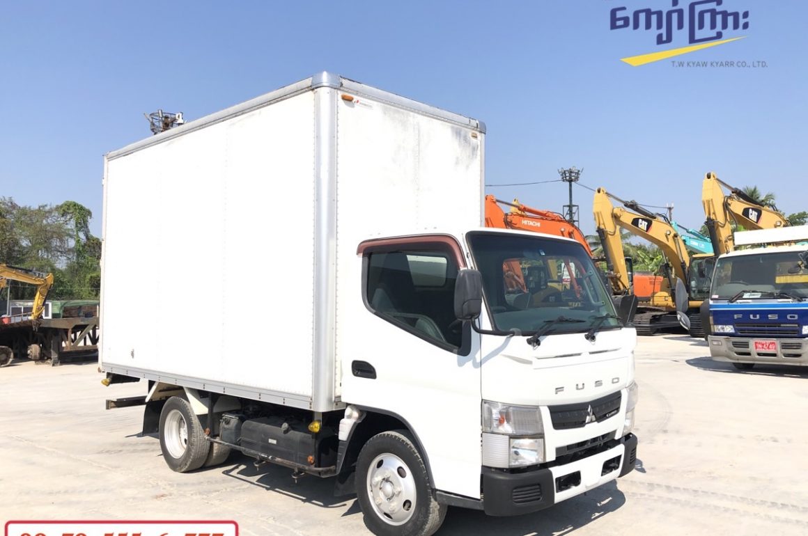 CANTER  FUSO  12 ’  Box Truck  (mt 0051)