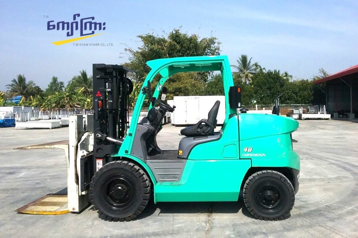 Mitsubishi  4tons  Forklift  (mt 0071)