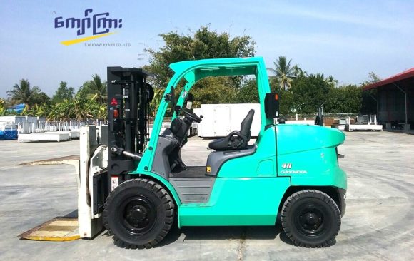 Mitsubishi  4tons  Forklift  (mt 0071)