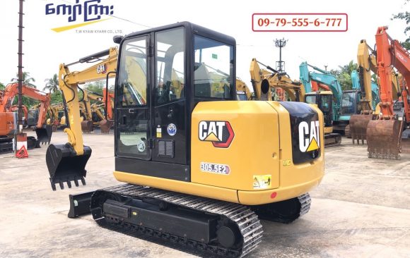 CAT  305.5E2   (mt 0132)