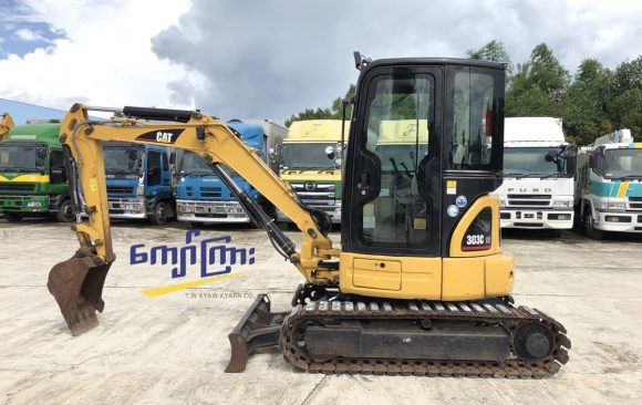 CAT  303CCR  (mt 0002)