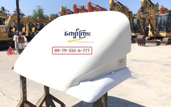 CANTER FE5* Truck Wind Reflector (mt 0140)