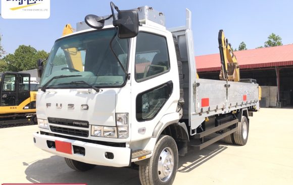 MITSUBISHI FUSO FIGHTER TRUCK (mt 0212)